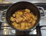 ストウブで鶏胸肉の無水ピリ辛煮込作り方5写真