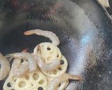 レンコンと海老の香辣醬炒め作り方3写真