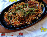 ベーコンともやしのソース焼きそば♪作り方2写真