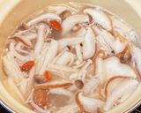 塩こうじの優しいスープ大根キノコVer.作り方3写真