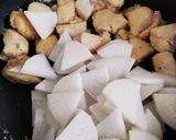 鶏胸肉と大根のバター醤油煮作り方6写真