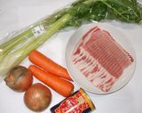 頭痛めまい耳鳴りに♪セロリトマトスープ作り方1写真
