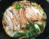 業務スーパースモークチキンで葱ダク親子丼作り方3写真