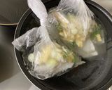節水！洗い物なし！ポリ袋でおいしい味噌汁作り方4写真