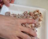 ポン酢でさっぱり！鶏肉と生姜のたこ焼き風作り方3写真