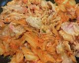 カブ入り豚キムチ炒め★豚キムチ丼でも作り方3写真