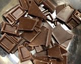1番シンプル☆ざくざく滑らかチョコサラミ作り方1写真