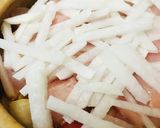 鍋の素●鶏肉と細切り大根のキムチ鍋作り方2写真