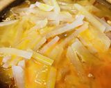 鍋の素●鶏肉と細切り大根のキムチ鍋作り方3写真
