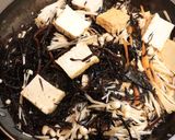 美味♪ひじきエノキ茸鶏ミンチ厚揚げの煮物作り方5写真