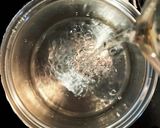 とろとろ〜中華風卵入りコーンスープ作り方1写真