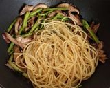 ヨウサマの減塩かぶの茎ときのこ類のパスタ作り方2写真