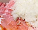 味付けは醤油と酒だけ♪豚の玉ねぎ増し作り方2写真
