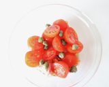 簡単美味しい【ツナケッパーのトマトサラダ作り方3写真