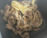 豚バラと玉ねぎの甘炒め☆市販のフライ弁当作り方3写真