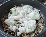 節約応援!彩り鮮やか豆苗ひき肉チャーハン作り方5写真