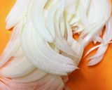 味噌汁③玉ねぎとたまご作り方1写真