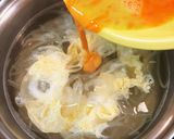 味噌汁③玉ねぎとたまご作り方8写真