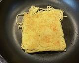 豚キムチをカリッと焼きそばに乗せて作り方2写真