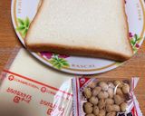 節分豆の消費に☆煎り豆チーズトースト作り方1写真