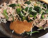 美味♪豚もも肉ほうれん草もやしの味噌炒め作り方5写真