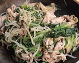 美味♪豚もも肉ほうれん草もやしの味噌炒め作り方6写真