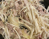 丼やお弁当に♪豚バラとえのきの甘辛炒め作り方3写真