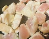 今治焼豚玉子飯のタレ活用●鶏肉&豆腐炒め作り方1写真