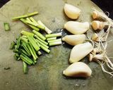 発芽にんにくとホタテのアヒージョ作り方1写真