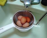 穴あけ不要、ツルッと殻が剥ける半熟ゆで卵作り方5写真