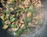 茄子とピーマンの豚味噌炒め作り方5写真