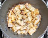 豚バラ肉と菜の花と厚揚げの煮込み作り方3写真