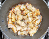 豚バラ肉と菜の花と厚揚げの煮込み作り方3写真