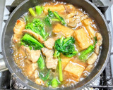豚バラ肉と菜の花と厚揚げの煮込み作り方5写真