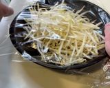 病みつきピリ辛もやし作り方1写真