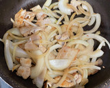 味付けメンマと豚肉と玉ねぎの炒めもの作り方3写真