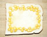 さばの味噌煮缶のコーンマヨトースト作り方1写真