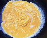 ニラ玉春菊と鶏の塩麹炒め〜中華風〜作り方3写真