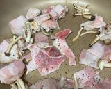 豚✖ベーコン炒め作り方2写真