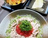 簡単に一品♪アボカドユッケ作り方6写真
