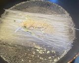 海老のビスクとハマグリの春雨スパ作り方1写真