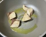 天然ブリのフライパンオリーブ焼き＋生姜作り方5写真