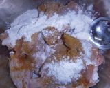 A圧力鍋で鶏手羽のカレー風味肉じゃが作り方1写真