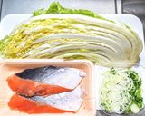 鮭と白菜の味噌バター煮作り方1写真