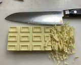 簡単♡お店レベルのベリーボンボンショコラ作り方1写真