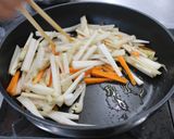 うどのきんぴら作り方5写真