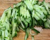 焼き芋と新玉ねぎのサラダ作り方1写真
