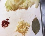 赤味噌トマトソースのピリ辛パスタ作り方1写真