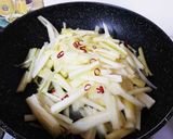 苦手な人も食べられる♪セロリのきんぴら作り方6写真