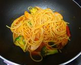 トマトとウインナーのクリームパスタ☆作り方5写真